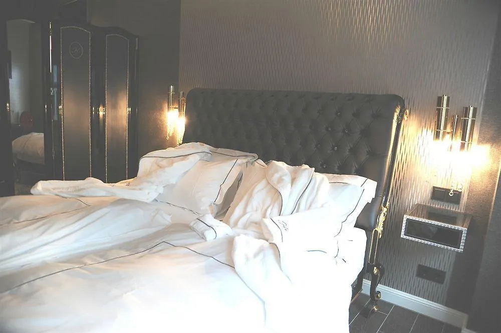 Humboldt1 Palais-Hotel & Bar Cologne Germany